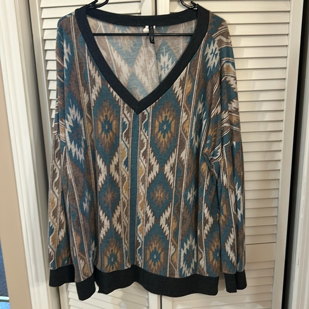 Glitzy Girlz top